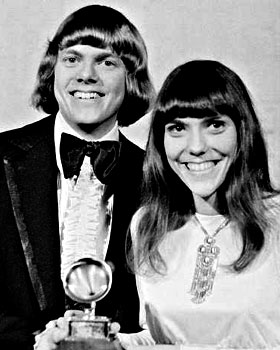 http://www.latimes.com/includes/projects/hollywood/portraits/the_carpenters.jpg