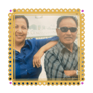 Foto de Gabriel and Maria Sifuentes adentro de un borde de papel picado amarillo con puntos rosas en las esquinas