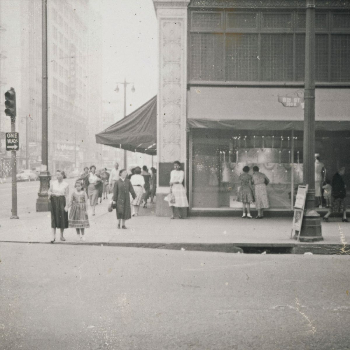 This photo of a busy intersection in Downtown L.A. is a meditation on infinity