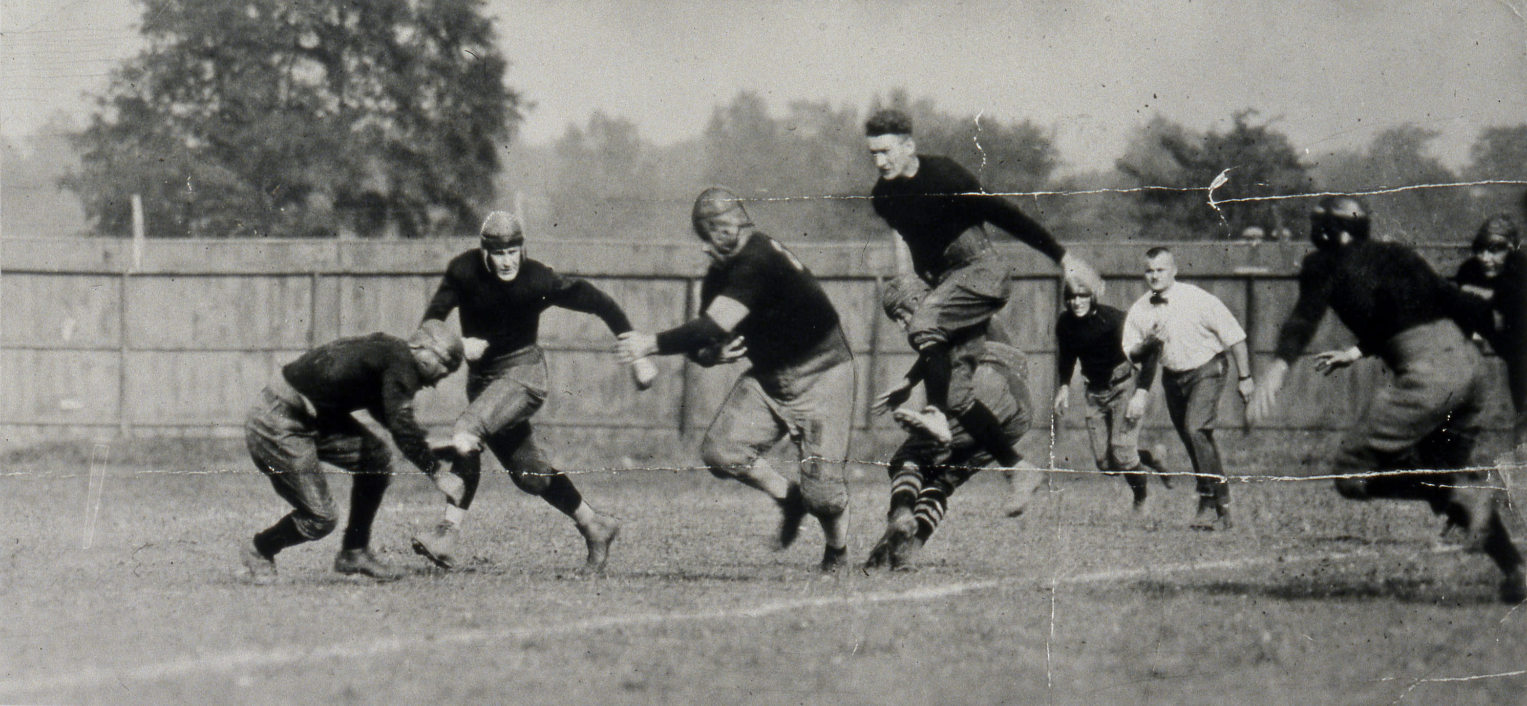 Canton Bulldogs play a game in the 1920s.