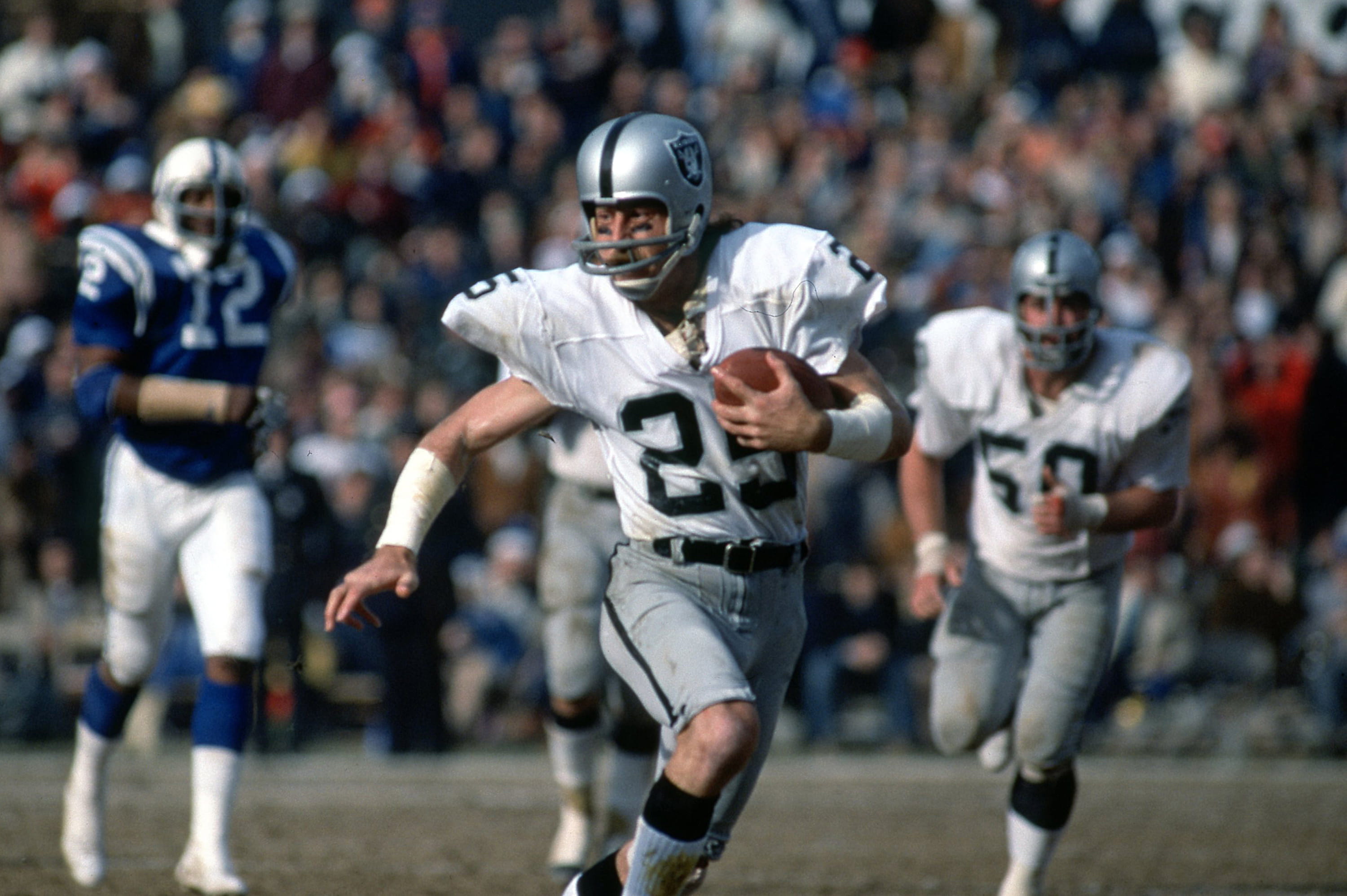 Oakland Raiders wide receiver Fred Biletnikoff during a 1977 AFC playoff game.