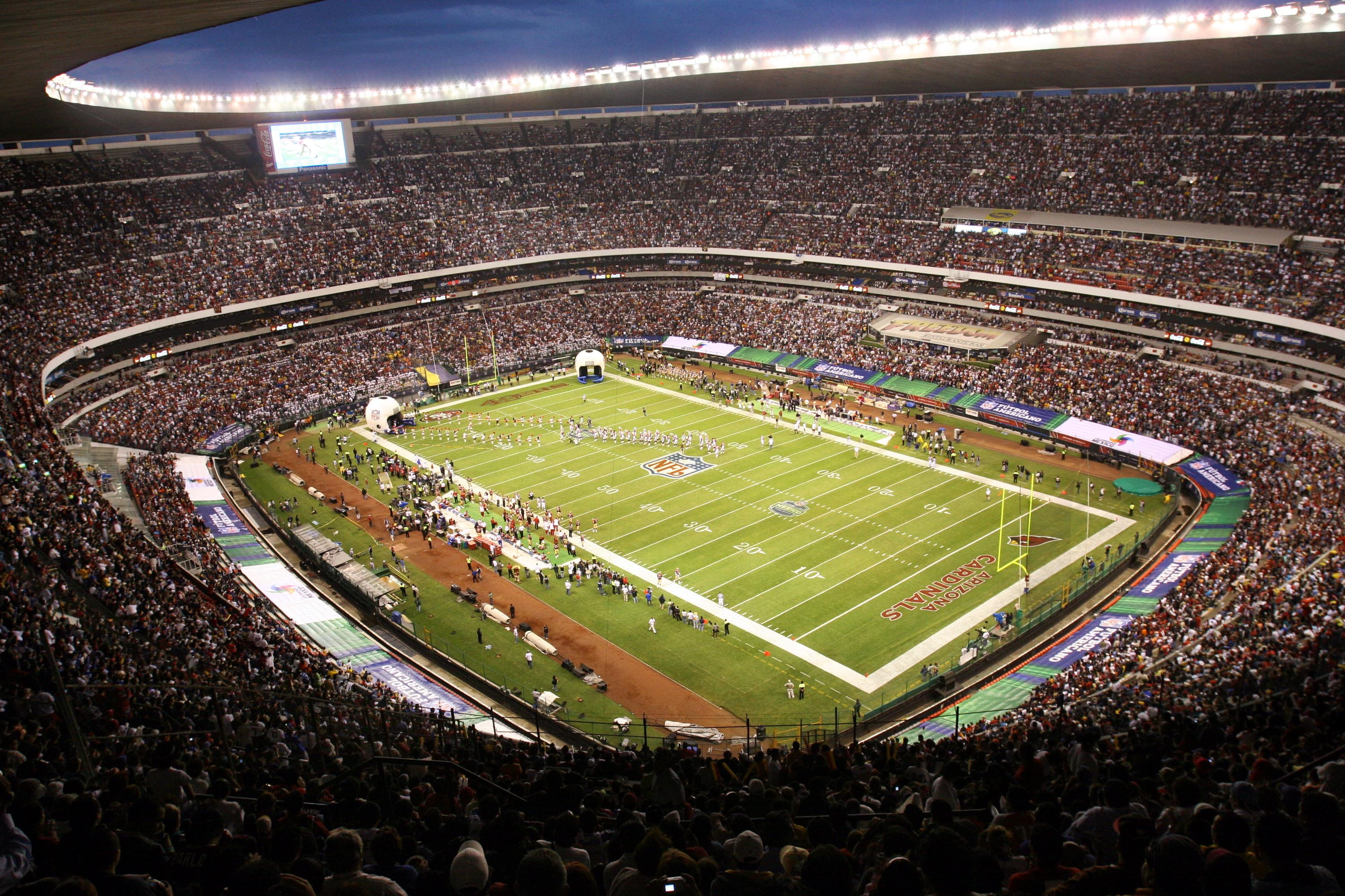 The Arizona Cardinals and the San Francisco 49ers play at Azteca Stadium in Mexico City in September 2005.