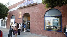 Improve fans outside The Groundlings on Melrose. (Kirk McKoy / Los Angeles Times)
