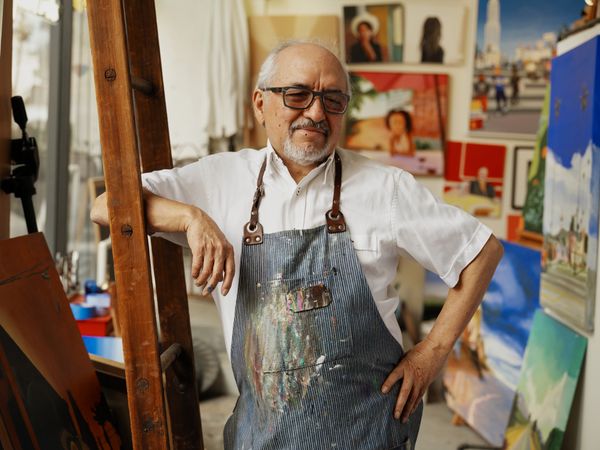 Diego Cardoso is painting L.A. as it really moves, one street at a time